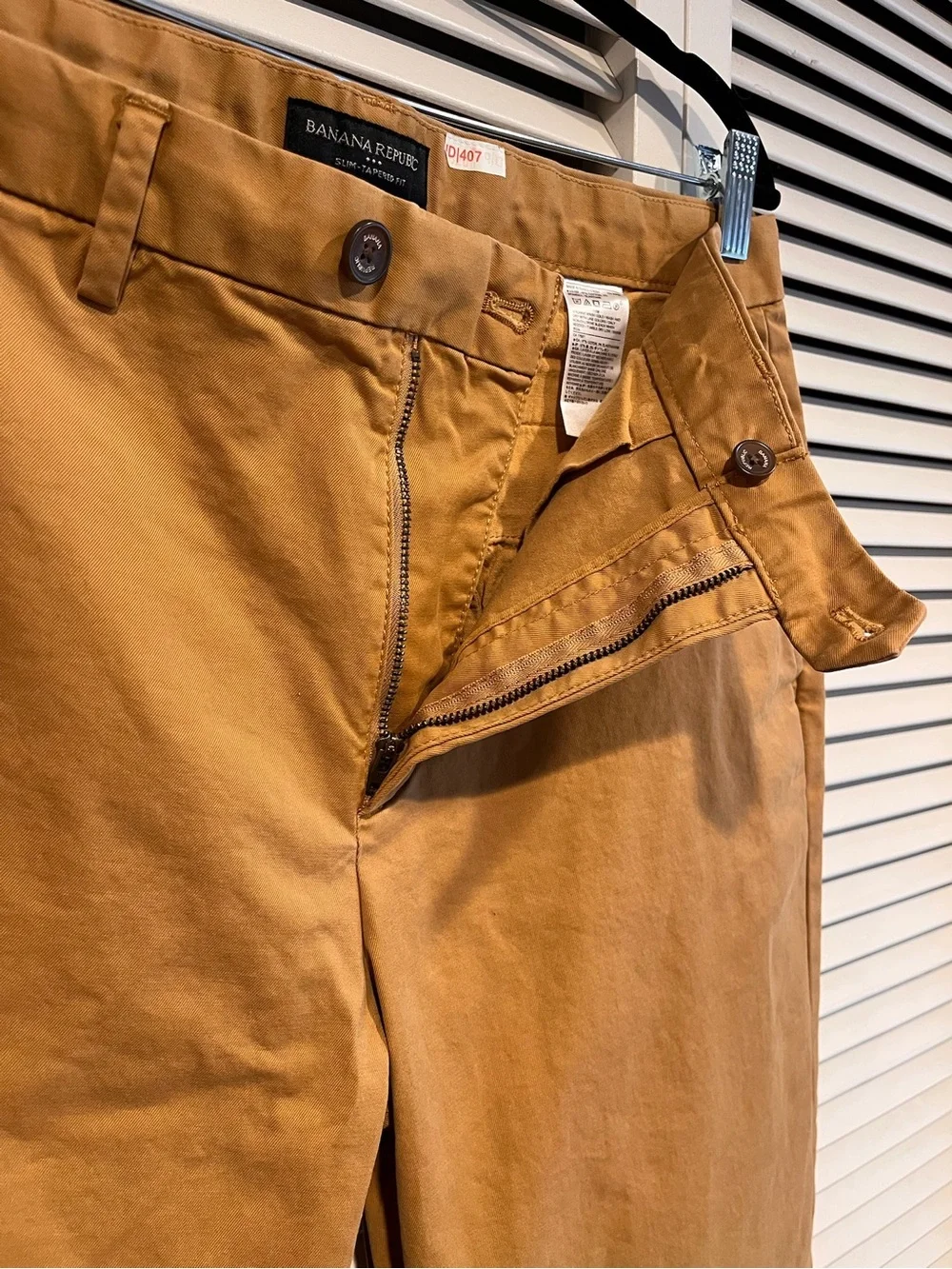 Banana Republic Men’s Chino Slim Tapered Fit Pants - Camel Brown - Unisex!